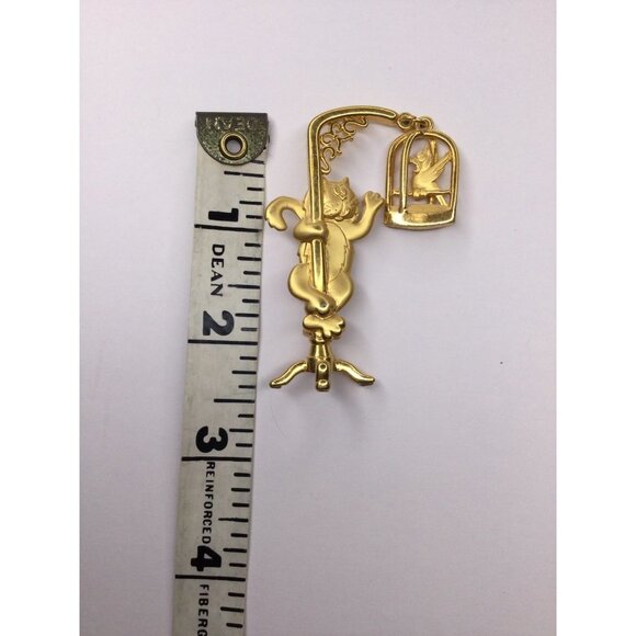 Vintage JJ Jonette Gold Tone Cat & Caged Bird Brooch funny - Picture 6 of 6